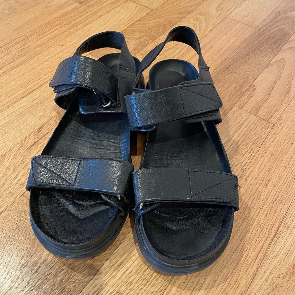 Vagabond Leather Sandals